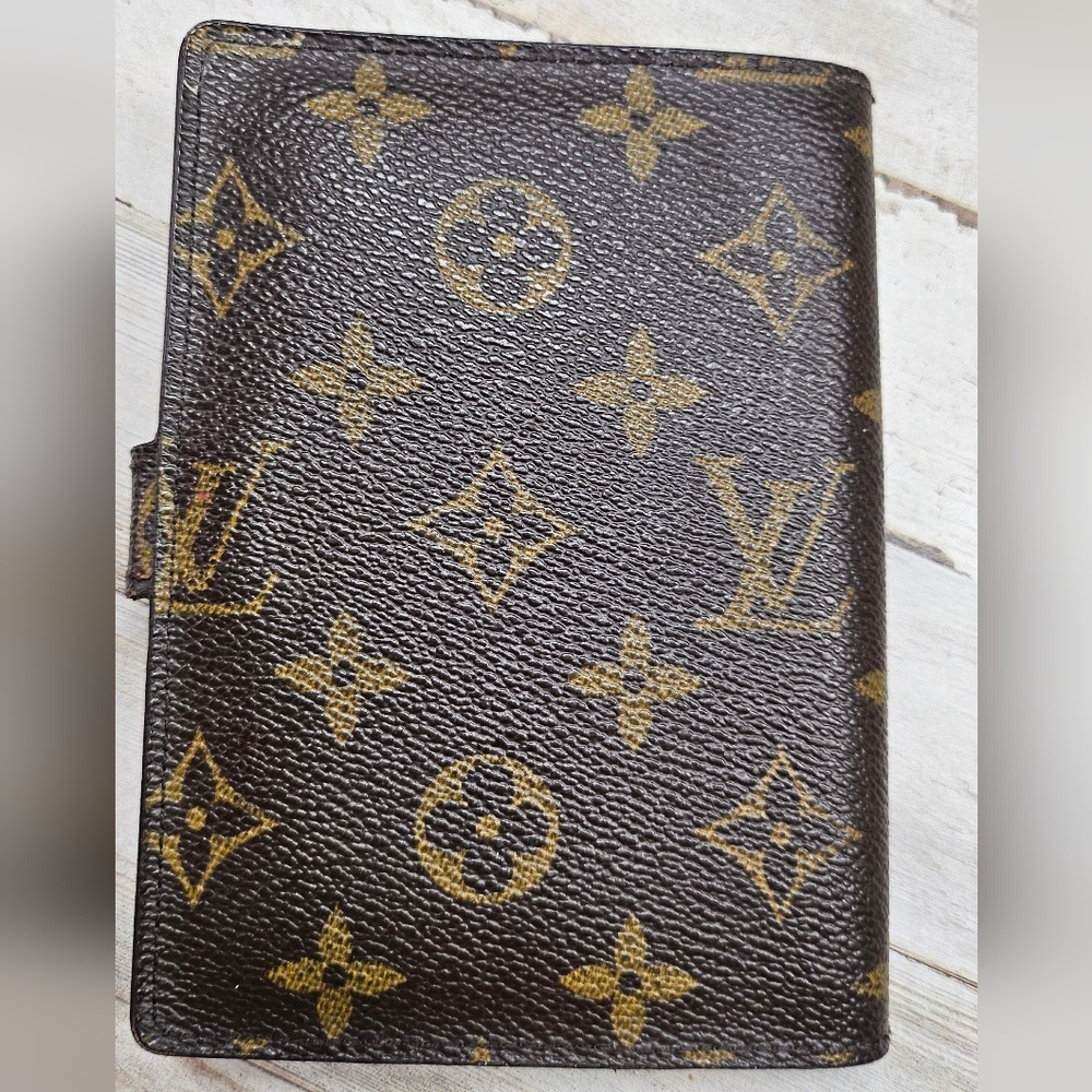 Authentic Louis Vuitton Monogram Canvas Agenda PM (Small Ring Planner) - Picture 2 of 11
